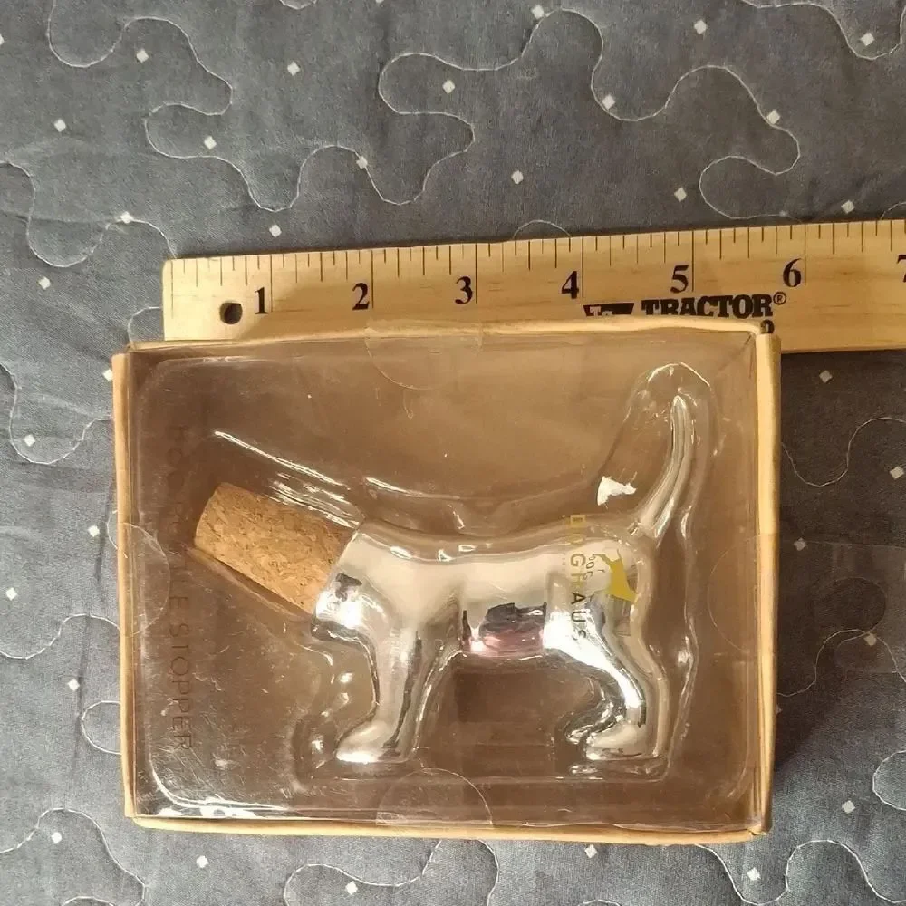 Silver Dog Bottle Stopper
